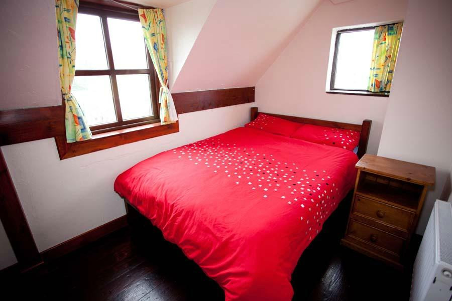 Aille River Tourist Hostel and Campsite Doolin