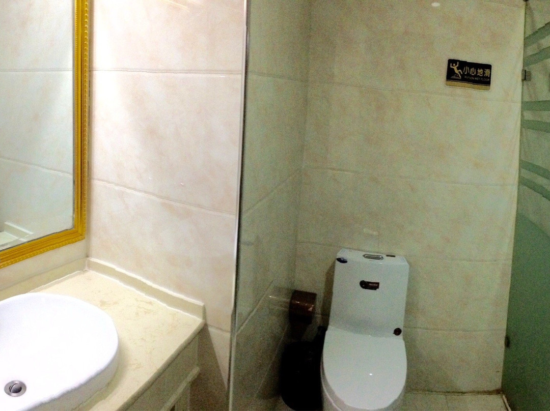 民丰帝皇国际大酒店主图