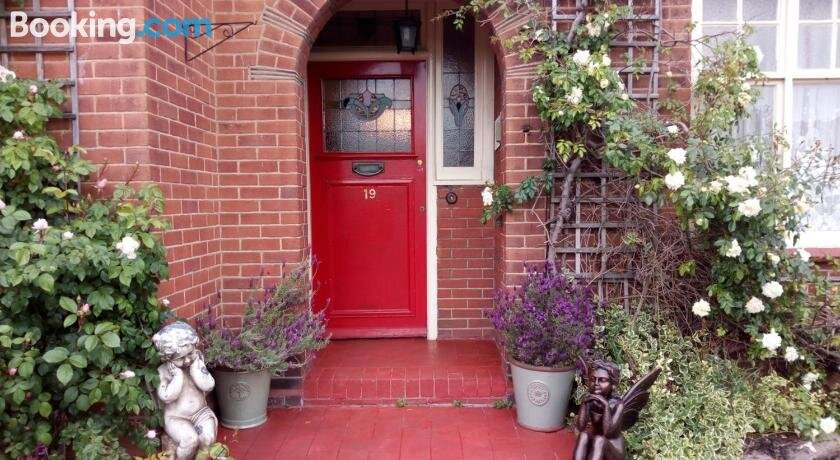 Kingsway Bed & Breakfast
