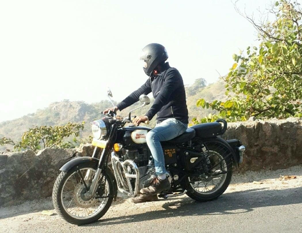 Vinayak MotorCycle Rental景点图片