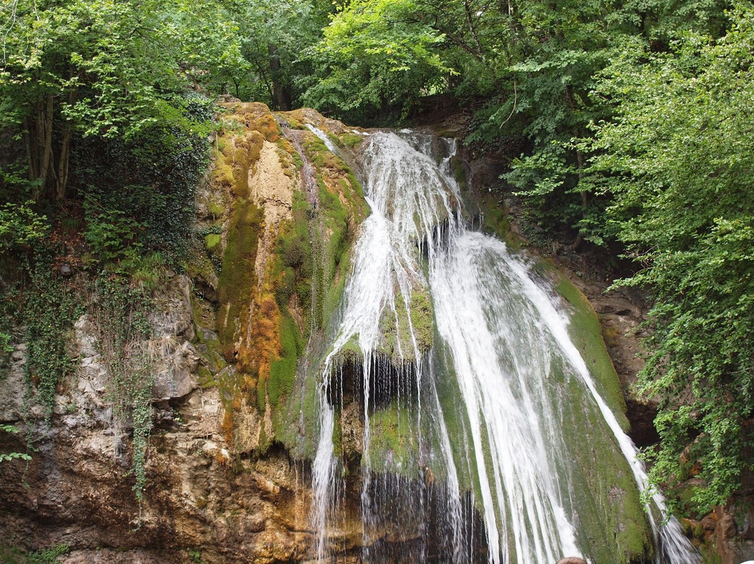 Dzhur Dzur Waterfall景点图片