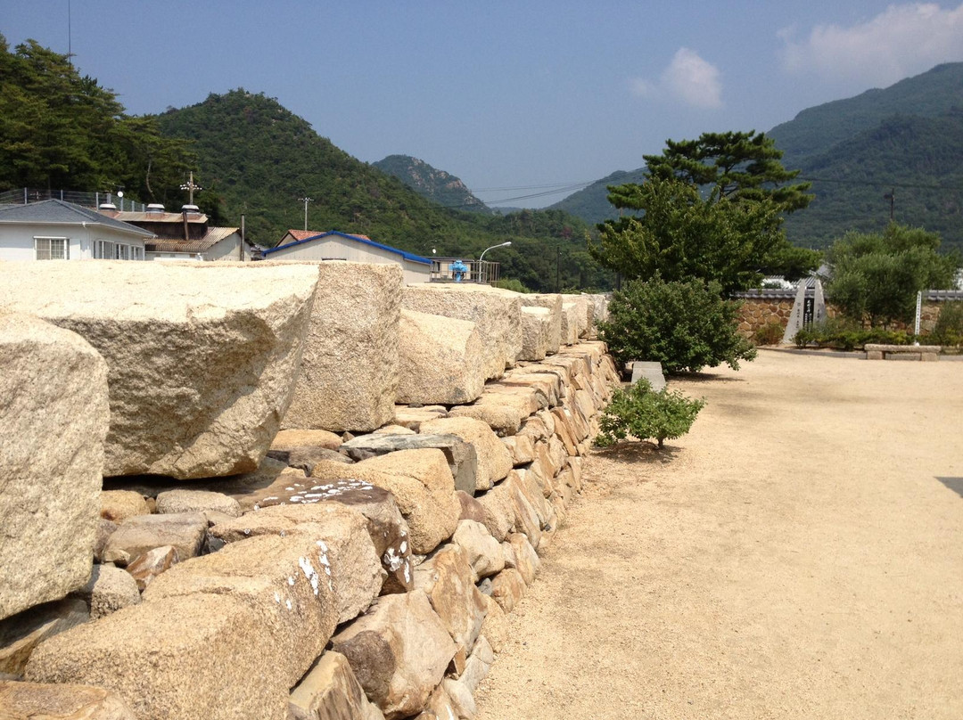 Michi-no-Eki Left Stones made for Osaka Castle景点图片
