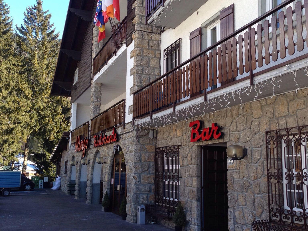Des Alpes Restaurant