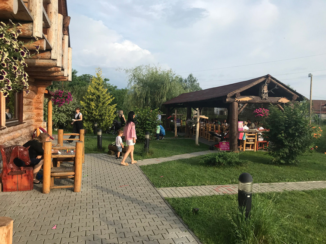 Otelu Rosu旅游攻略图片