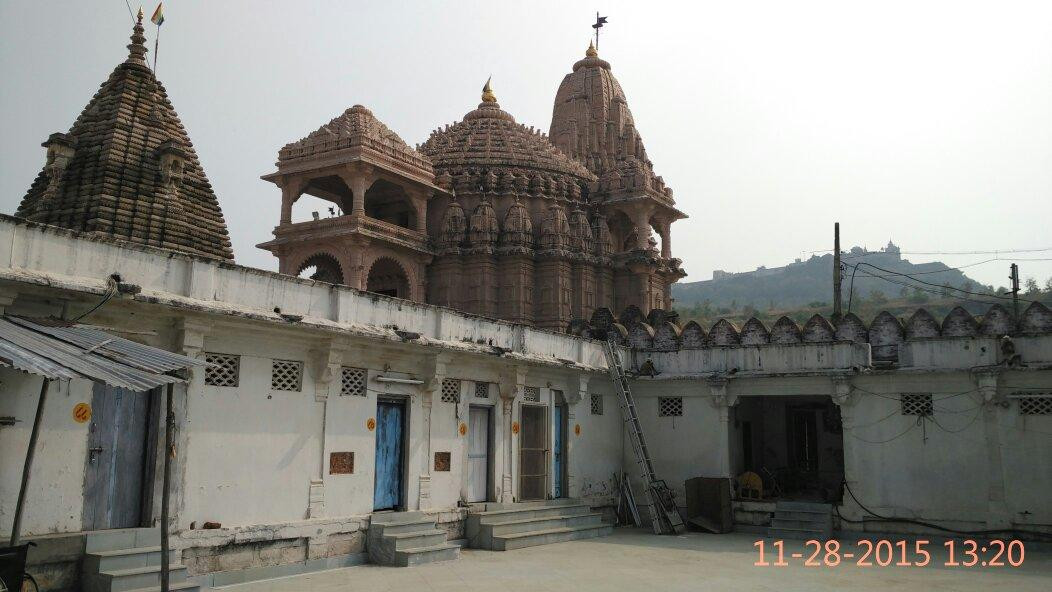 Shantinath Digambar Jain Temple景点图片