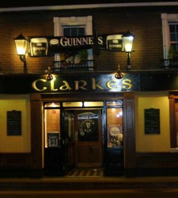 Ballynacarrigy旅游景点-Clarkes Bar