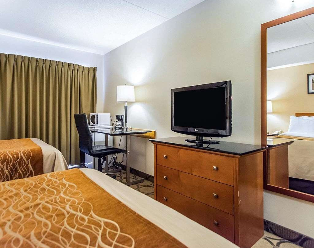 Comfort Inn East主图