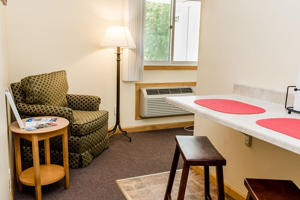 Capt.'s Inn & Suites主图