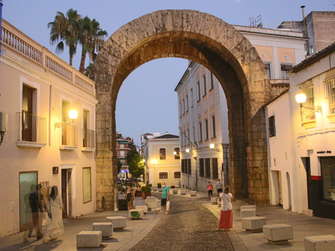 Arco de Trajano景点图片