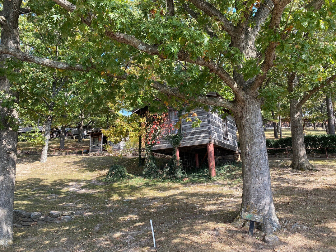 Har-Ber Village-Grove必去景点