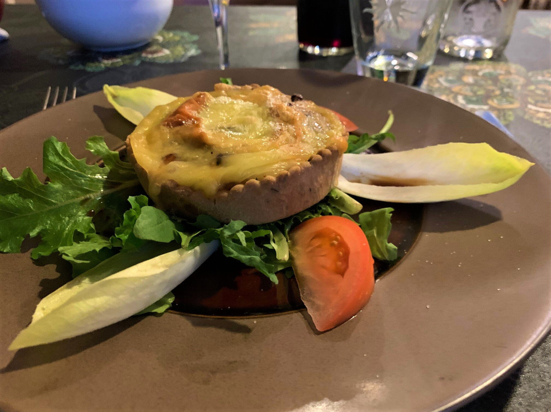 黄金太阳酒店主图