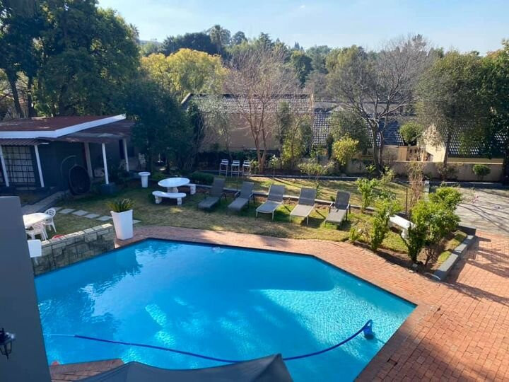 马里昂洛奇酒店主图