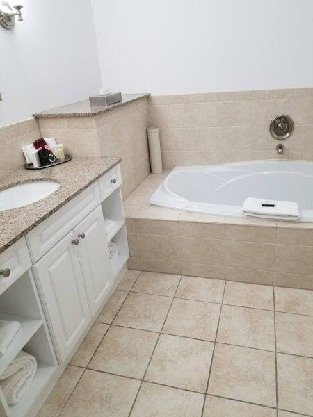 The Waring House主图