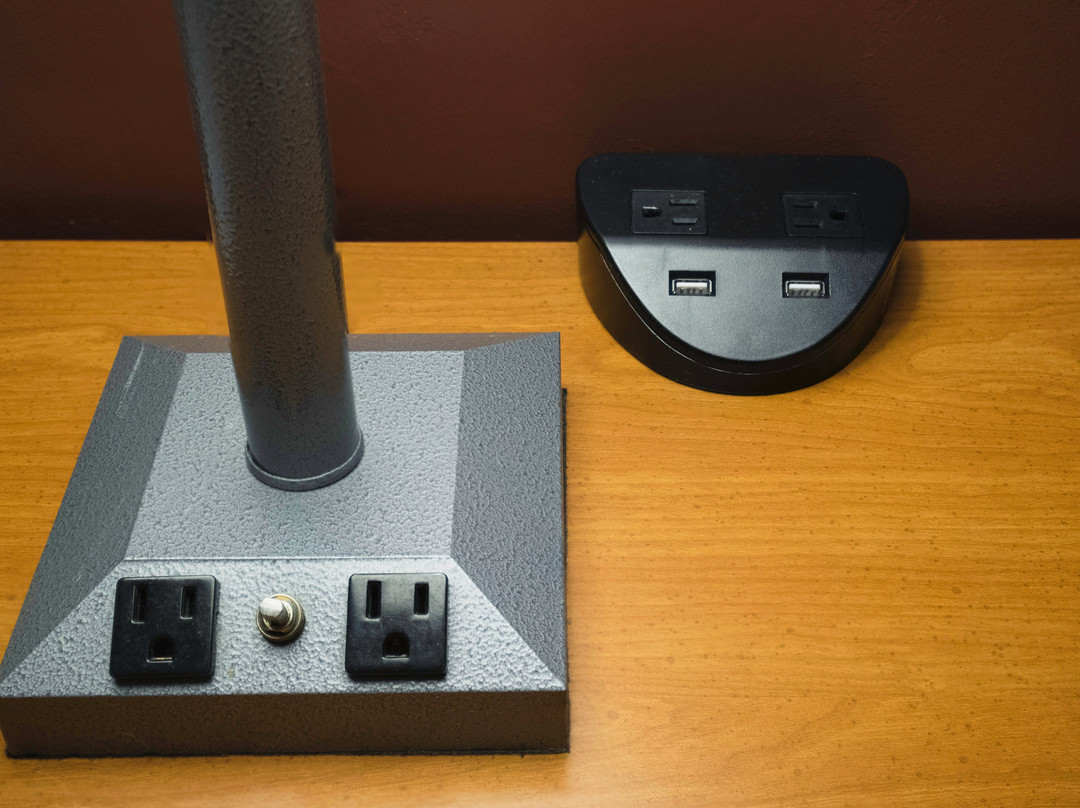 Red Roof Inn Hendersonville主图