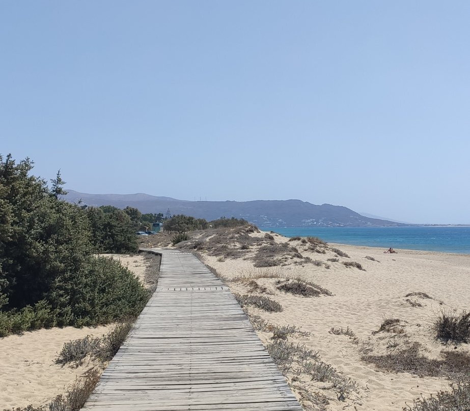 Maragas Beach景点图片