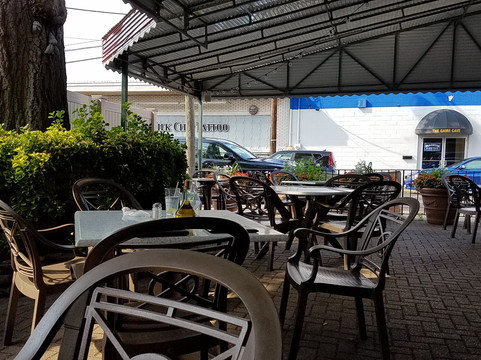 Hawthorne餐馆和美食-Puzo's Family Restaurant