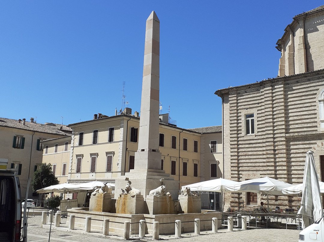 Piazza Federico II景点图片