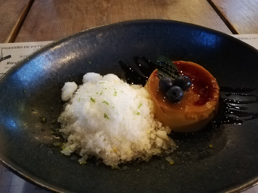 Aneto Wines景点图片
