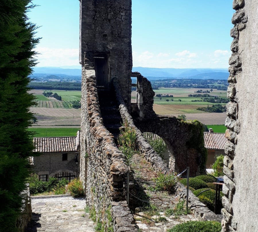 Chateauneuf De Mazenc景点图片