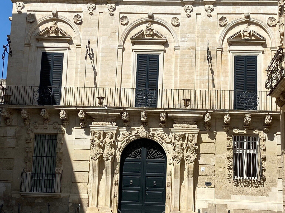 Palazzo Palmieri-Martignano必去景点