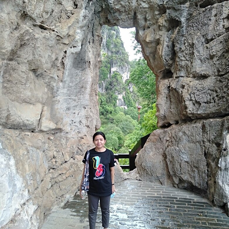 Khao Nang Phanthurat Forest Park景点图片