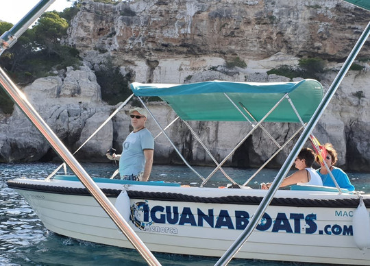 Iguana Boats-米诺卡必去景点