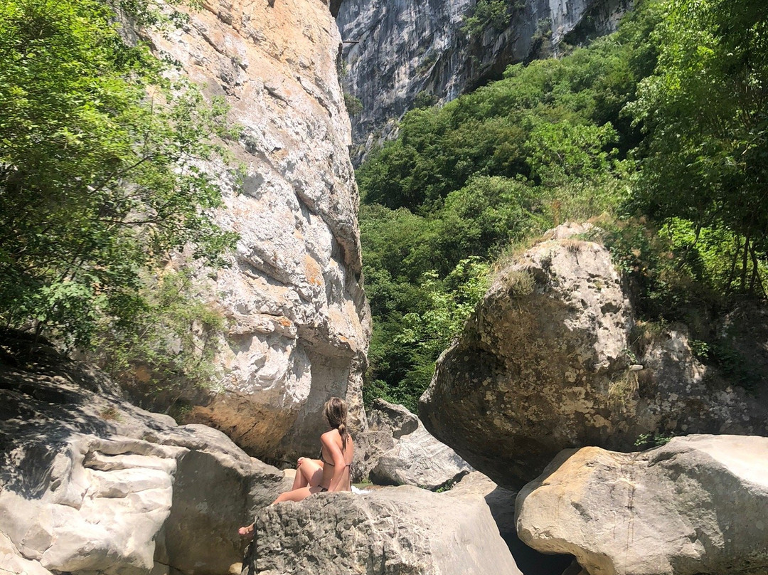 Cascades du Saut du Loup景点图片
