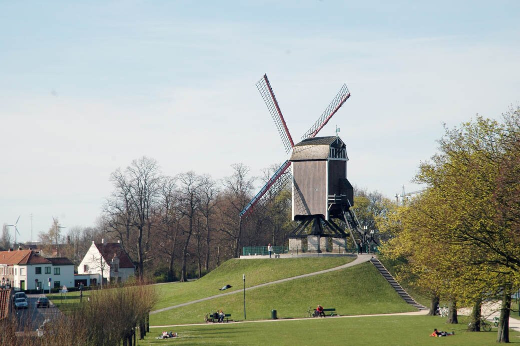 Windmills of Bruges景点图片