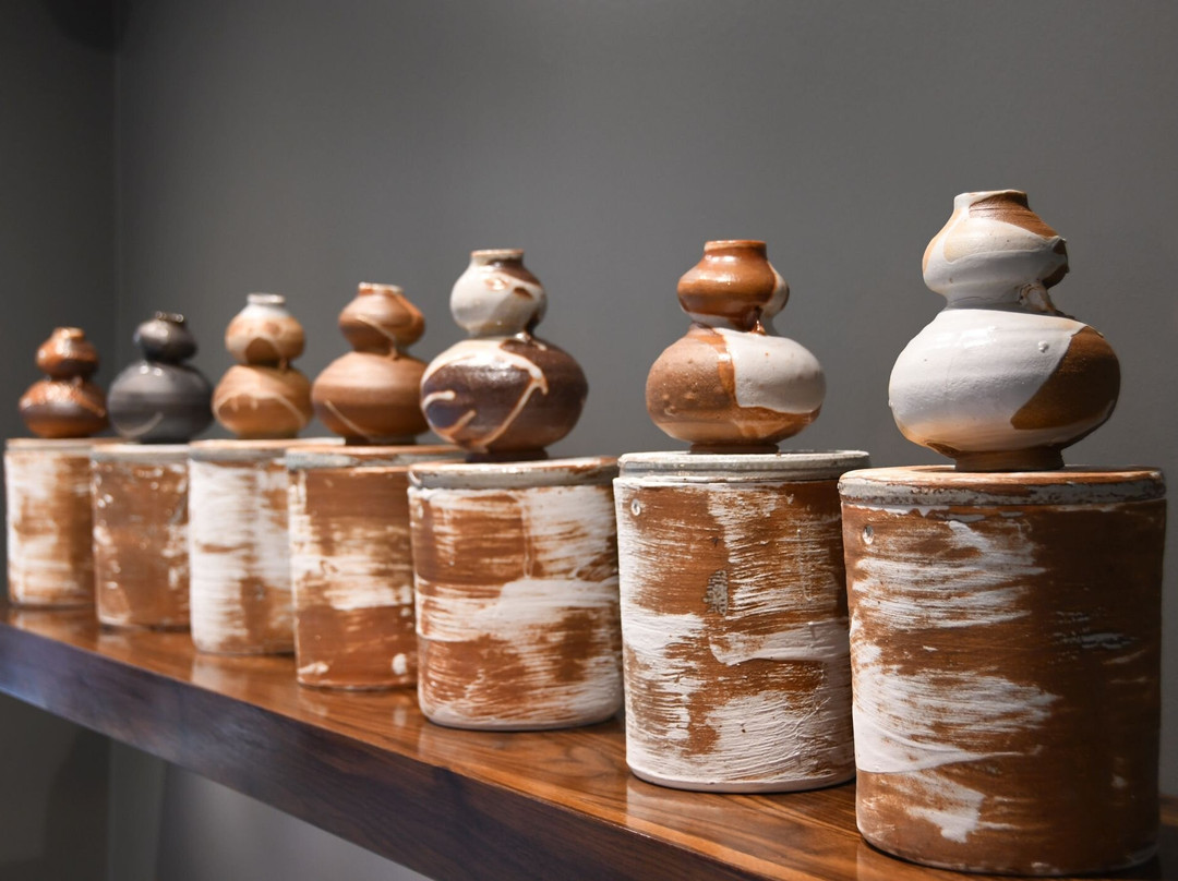 Jon Faulkner Pottery-Sandys Parish必去景点