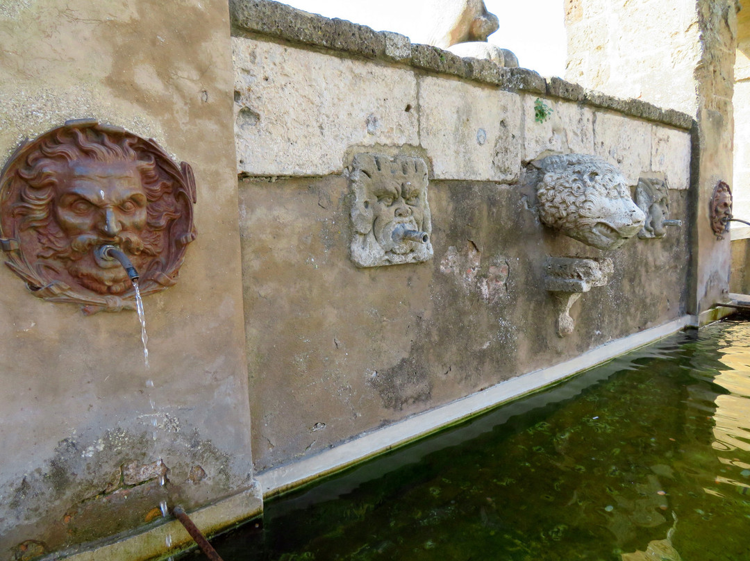 Fontana delle Sette Cannelle-皮蒂利亚诺必去景点