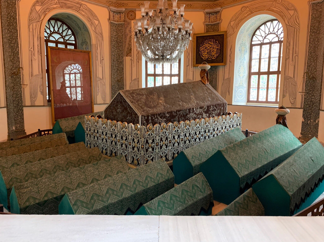 Orhan Gazi Mosque (Orhan Camii)-布尔萨必去景点