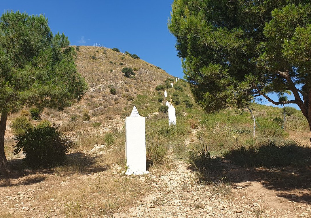 Ermita de La Cruz-Fuente Alamo必去景点