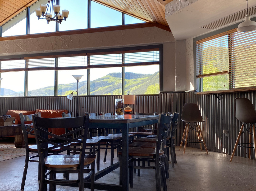 Cohabit Hotel