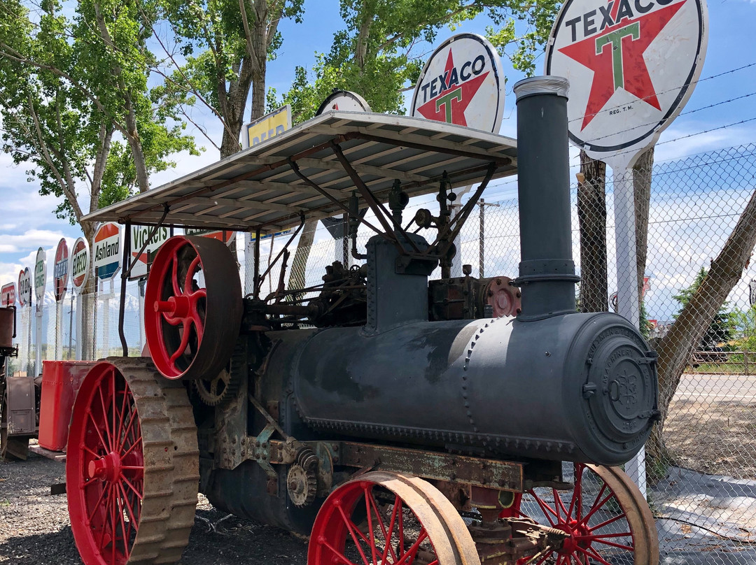 AAA Lakeside Storage And Museum-普若佛必去景点