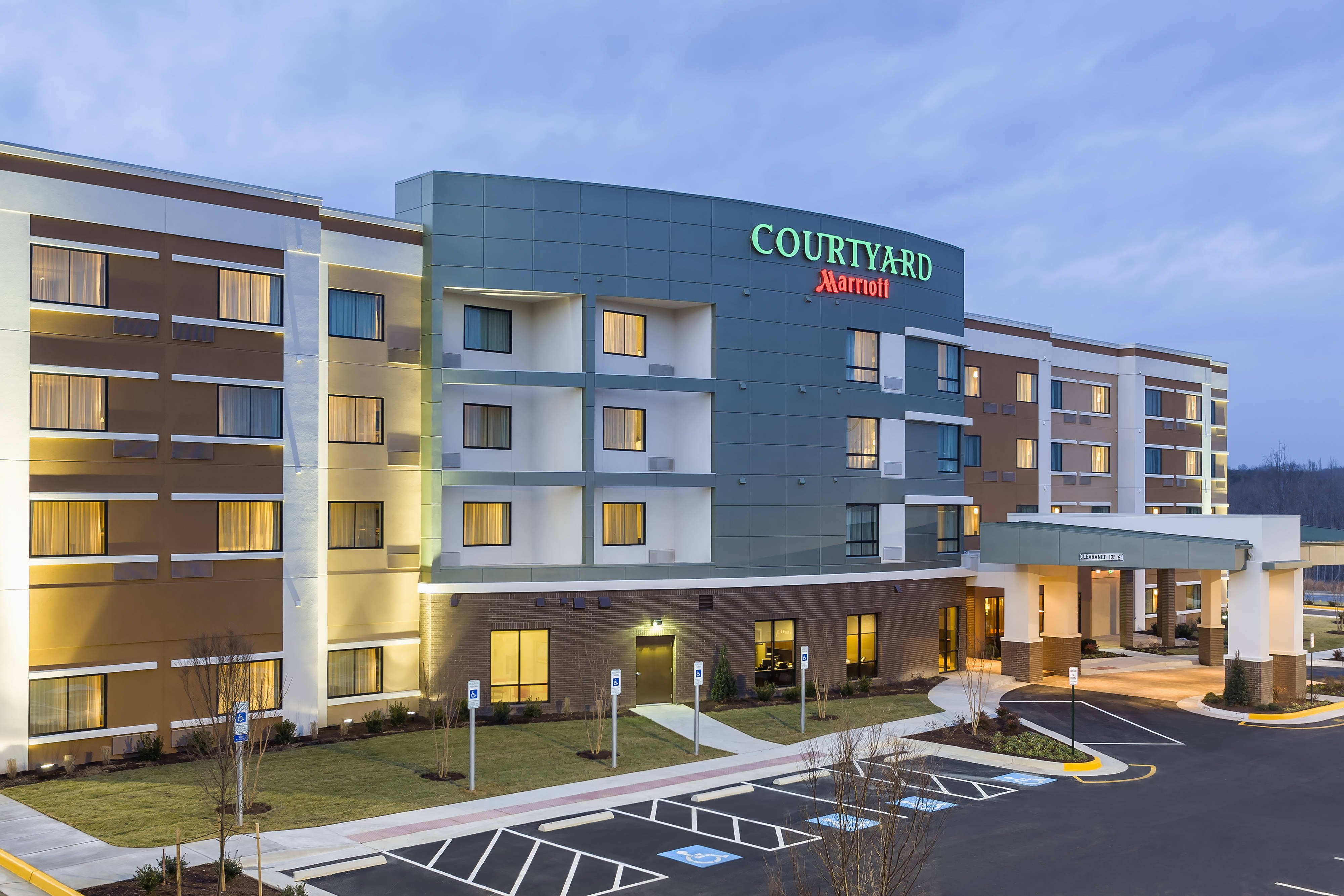 Courtyard Stafford Quantico-官方
