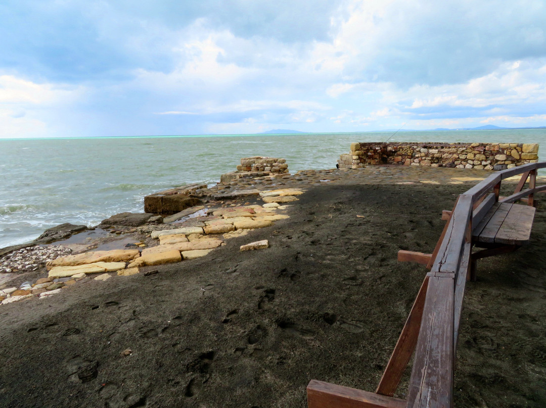 Porto Clementino-塔尔奎尼亚必去景点