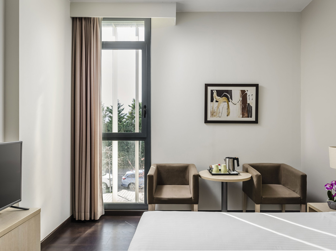 巴塞罗那武萨酒店主图