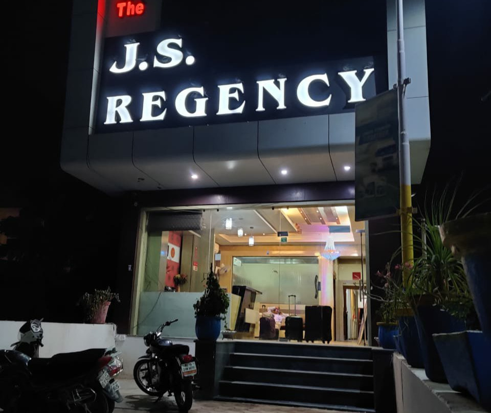 OYO 1623 Hotel JS Regency主图