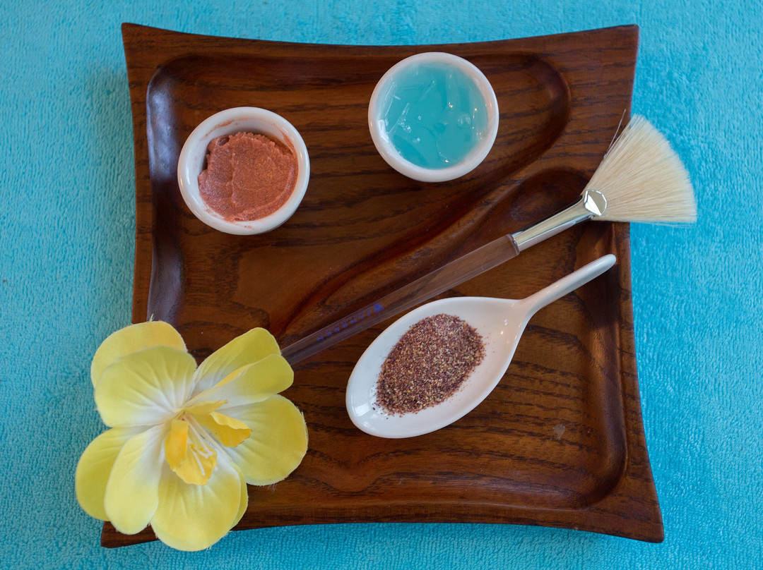 Les Soins de Colette-Garrevaques必去景点