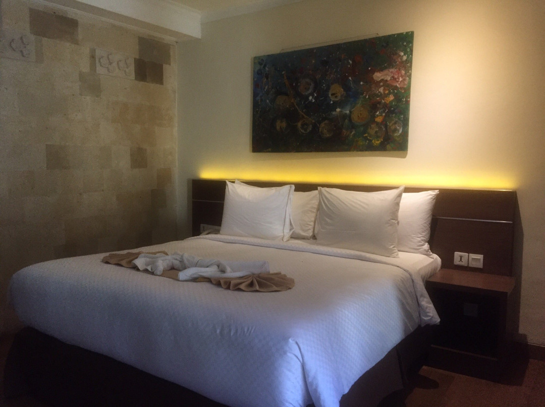 梅拉姆酒店主图