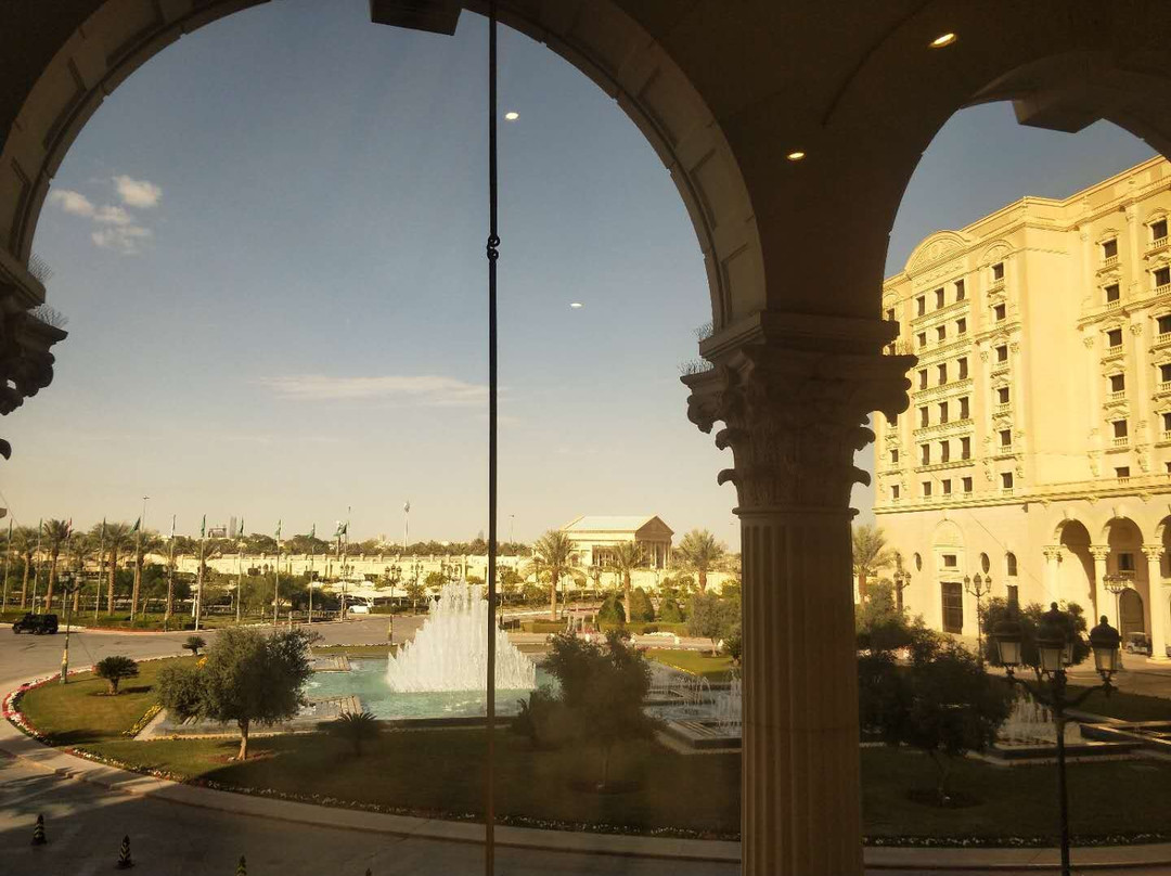 利雅得丽思卡尔顿酒店主图