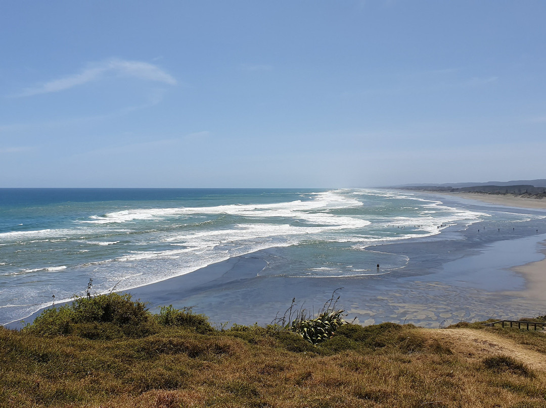 Muriwai Surf School-穆里怀海滩必去景点