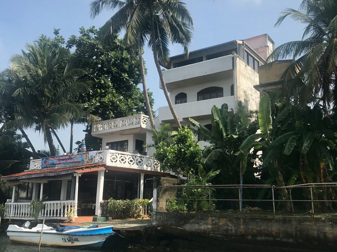 High Rich Resort主图