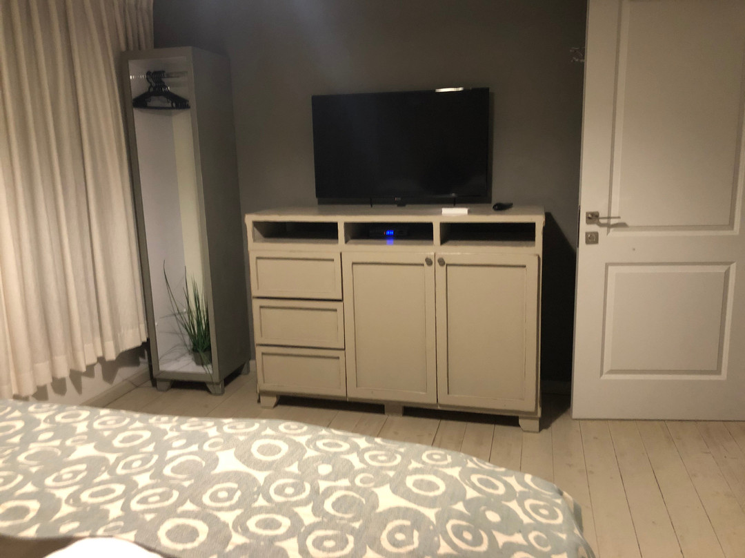 Ein Zivan Tourism主图