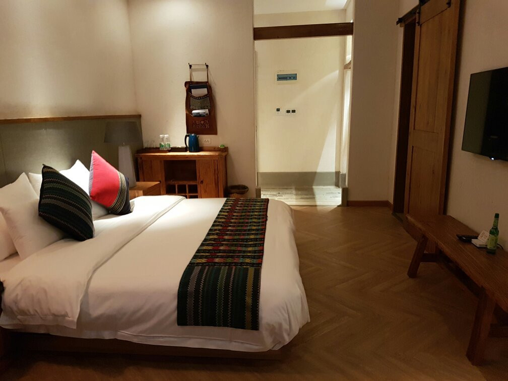 十二庄园·香典民宿（元阳梯田景区店）主图