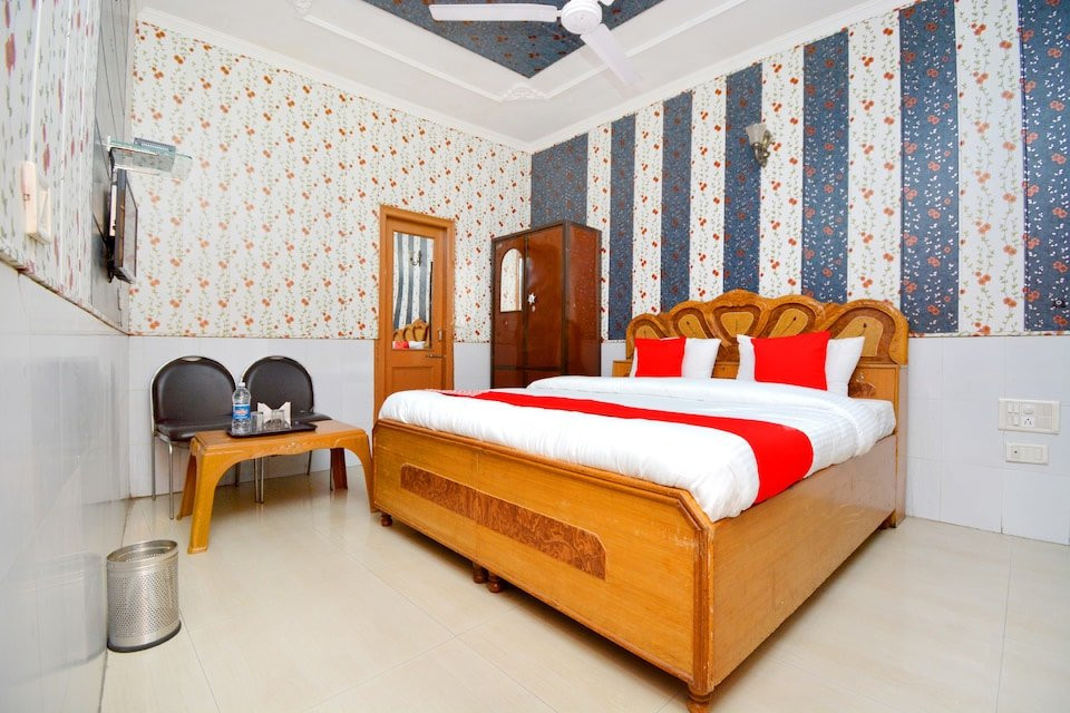 OYO 39694 Simran