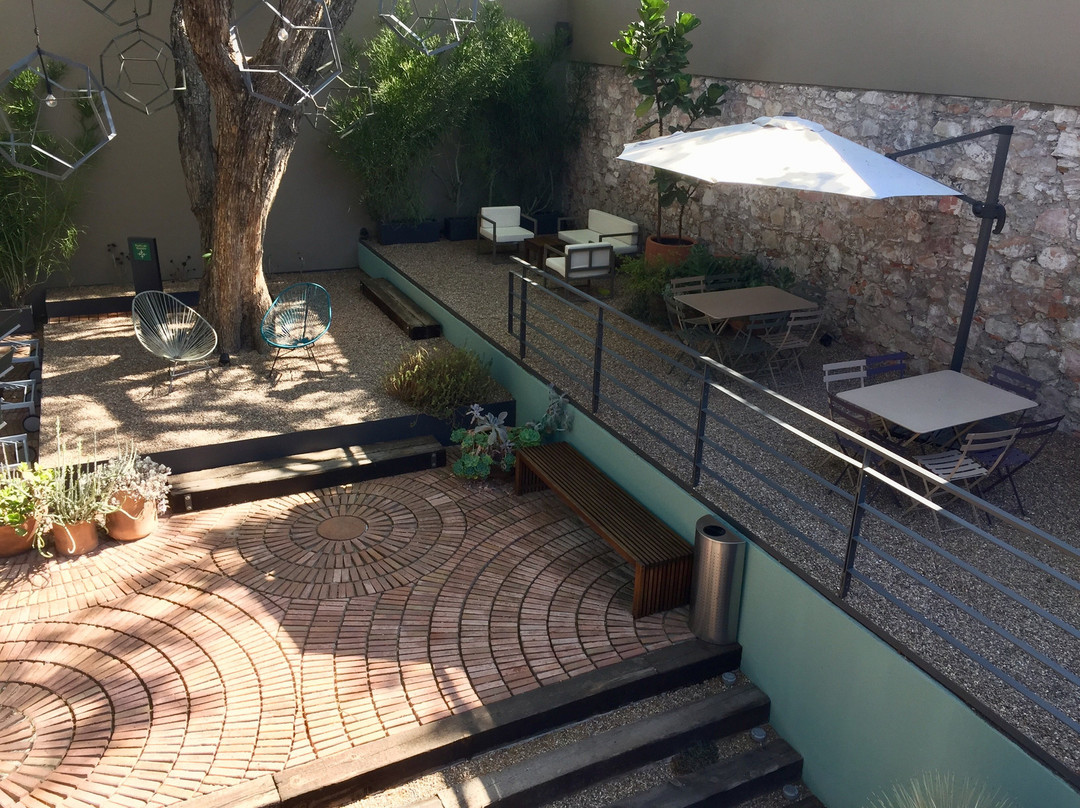 克里欧酒店主图