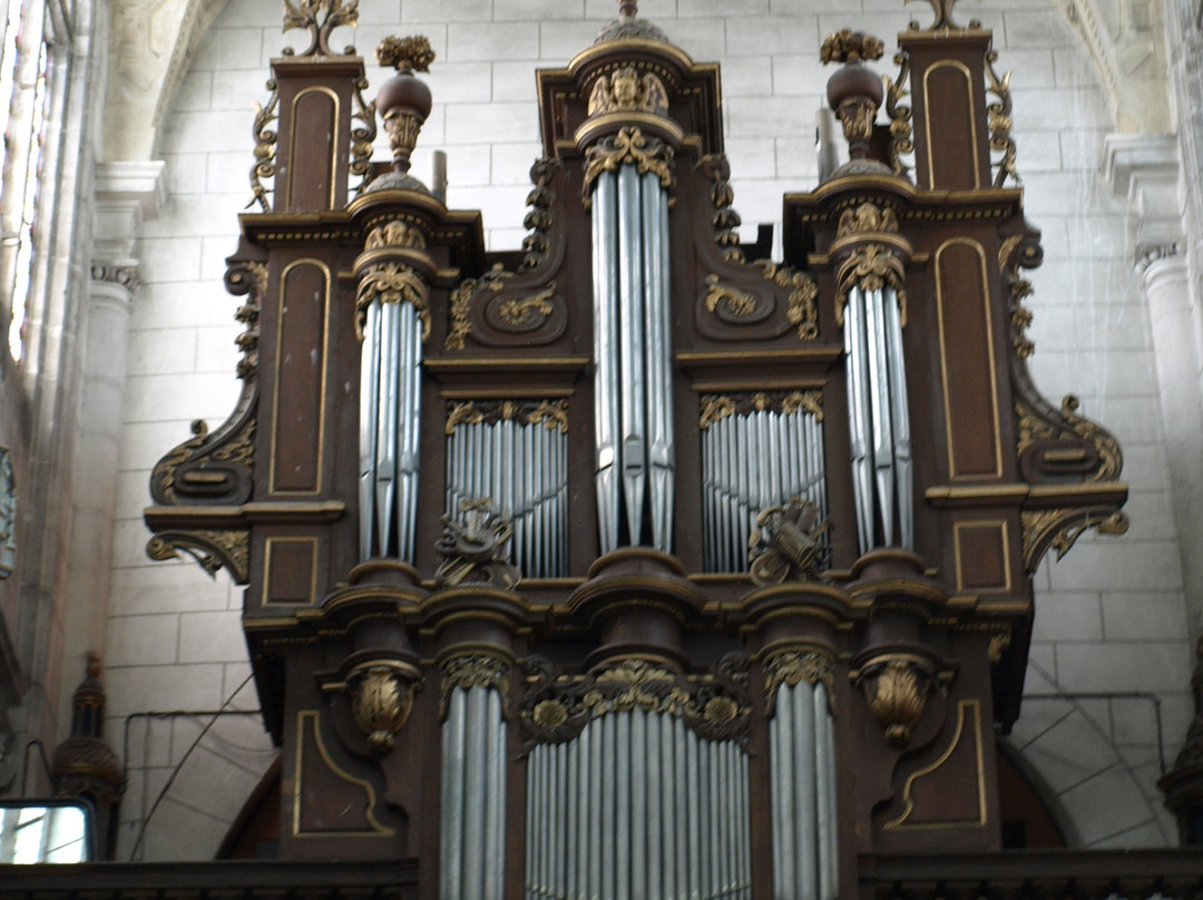 Eglise Saint Jean-Joigny必去景点