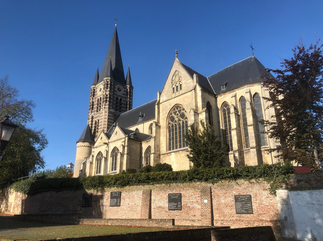 St Michaelskerk (Abbey Church)景点图片