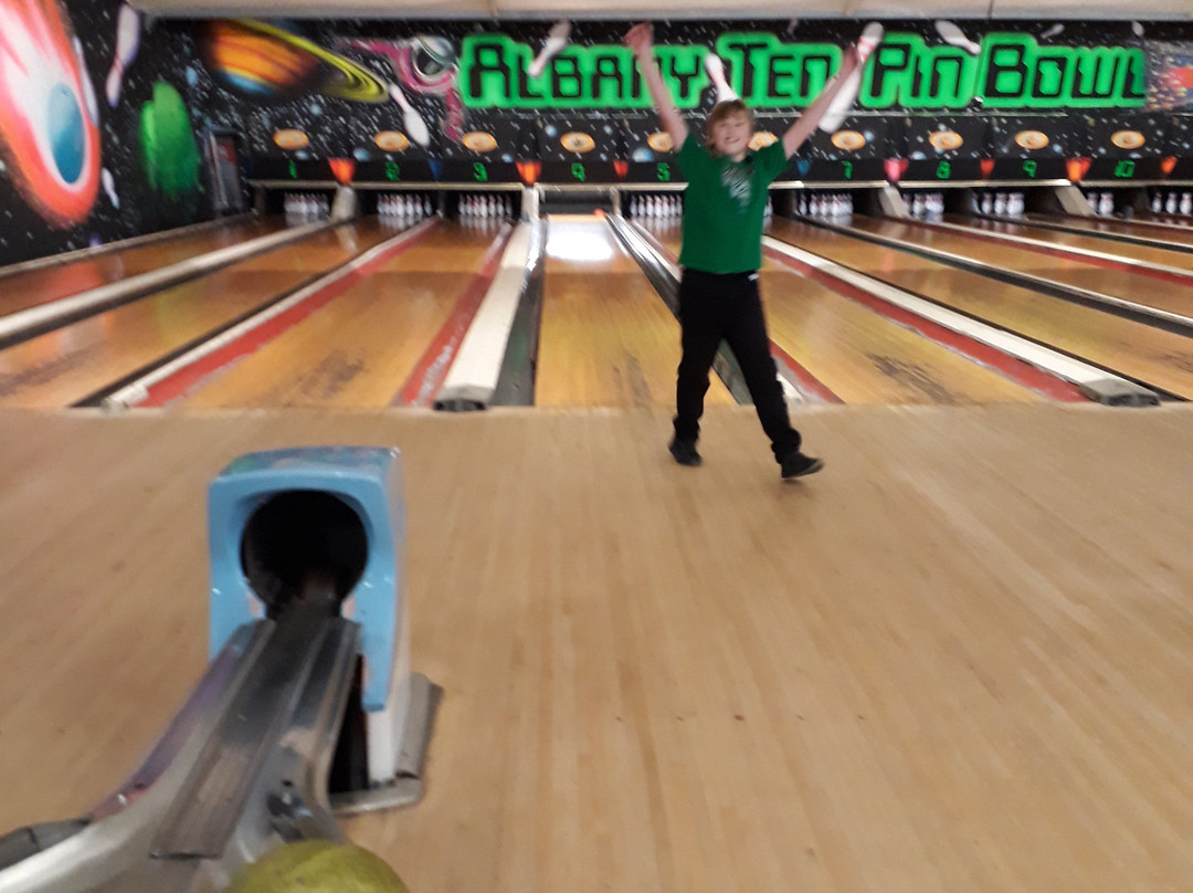 Albany Ten Pin Bowling-奥尔巴尼必去景点
